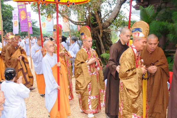 Đại Giới Đàn Cam Lộ: Lễ đăng đàn Truyền Giới Thập Thiện và Bồ Tát tại gia