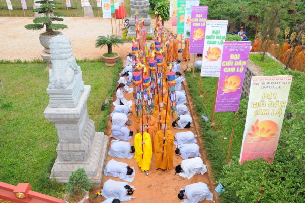 Đại Giới Đàn Cam Lộ: Lễ đăng đàn Truyền Giới Thập Thiện và Bồ Tát tại gia