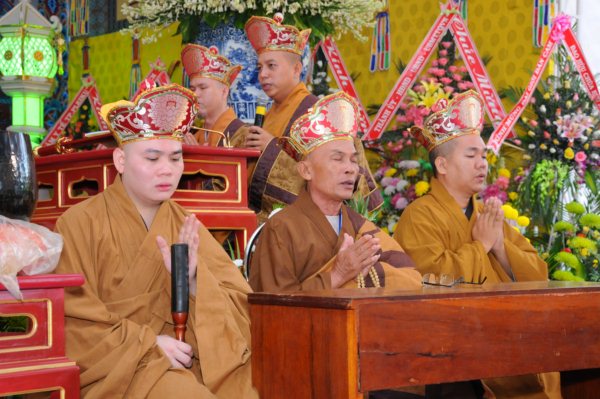 Đại Giới Đàn Cam Lộ: Lễ đăng đàn Truyền Giới Thập Thiện và Bồ Tát tại gia