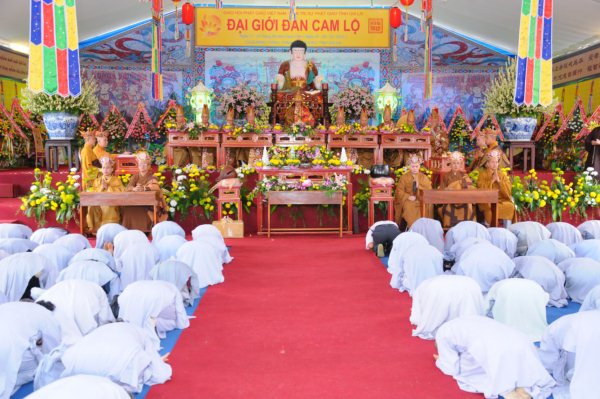 Đại Giới Đàn Cam Lộ: Lễ đăng đàn Truyền Giới Thập Thiện và Bồ Tát tại gia