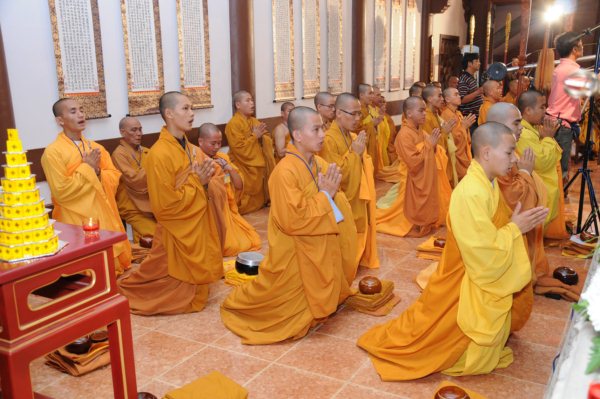 Đại Giới Đàn Cam Lộ: Nhị Đàn Truyền Tỳ Kheo Giới