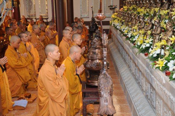 Đại Giới Đàn Cam Lộ: Nhị Đàn Truyền Tỳ Kheo Giới