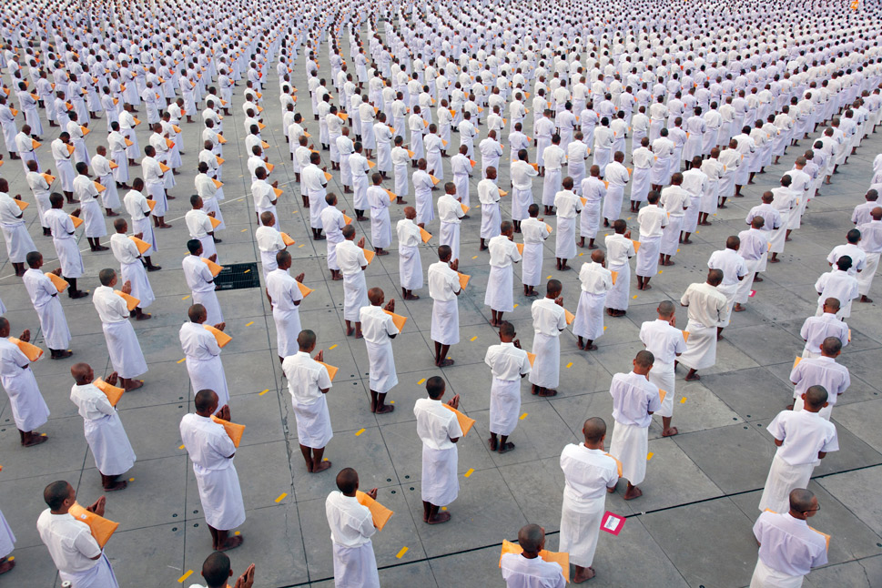 Lễ xuất gia tại chùa Dharmakaya Ceitiya Thái Lan