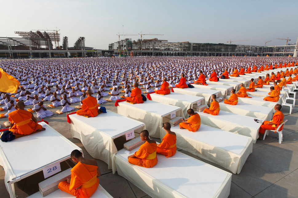 Lễ xuất gia tại chùa Dharmakaya Ceitiya Thái Lan