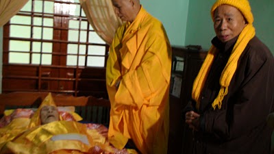 Cáo Bạch Tang Lễ