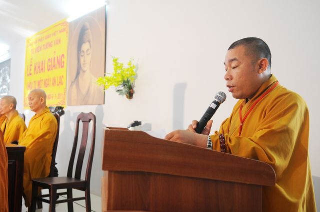 TP. HCM : Hơn 1500 Phật tử tham dự khóa tu tại Tu viện Tường Vân - huyện Bình Chánh