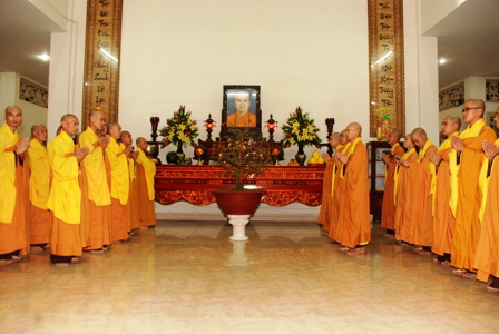 Đón giao thừa tại ngôi chùa lớn nhất