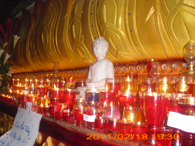 Lễ hội cúng đèn rằm tháng Giêng tại Thiền viện Phước Sơn