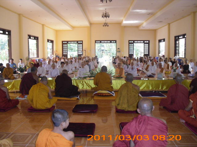 Khóa tu thiền một ngày tại thiền viện Phước Sơn.