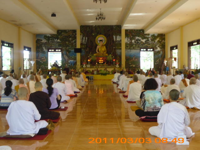 Khóa tu thiền một ngày tại thiền viện Phước Sơn.