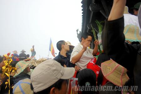 Phóng sự ảnh Chỉ có ở... “Cổng trời”