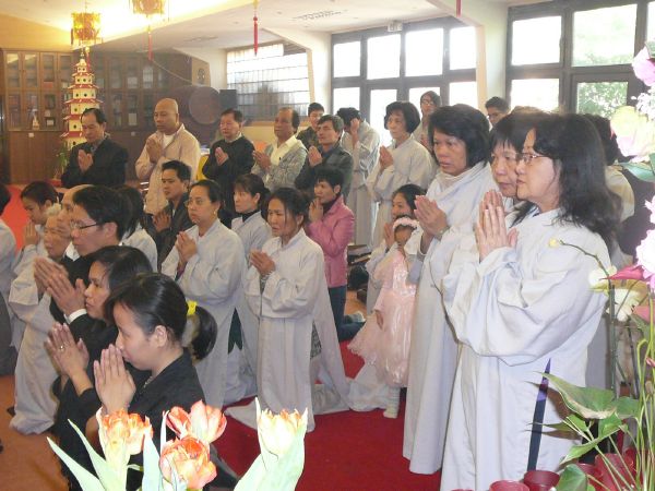 Chùa Phật Huệ - Một ngày dành trái tim mình cho người dân Nhật