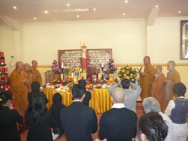 Chùa Phật Huệ - Một ngày dành trái tim mình cho người dân Nhật