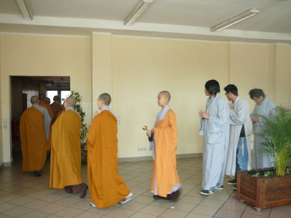 Chùa Phật Huệ - Một ngày dành trái tim mình cho người dân Nhật