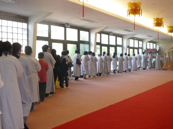 Chùa Phật Huệ - Một ngày dành trái tim mình cho người dân Nhật