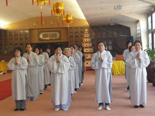 Chùa Phật Huệ - Một ngày dành trái tim mình cho người dân Nhật