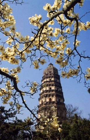 Tòa tháp Huqiu – Trung Quốc
