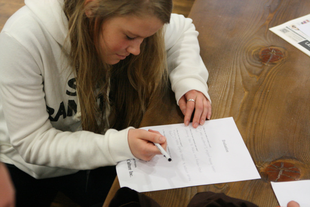 Văn hóa PG Korea tuần này cho khách Quốc tế làm Cơm Rong biển (Kimbap)