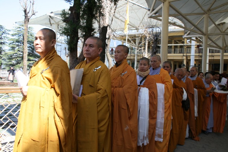 Bài pháp tuyệt vời của Đức Đạt Lai Lạt Ma dành cho Phật tử Việt Nam trên đỉnh Dharamsala