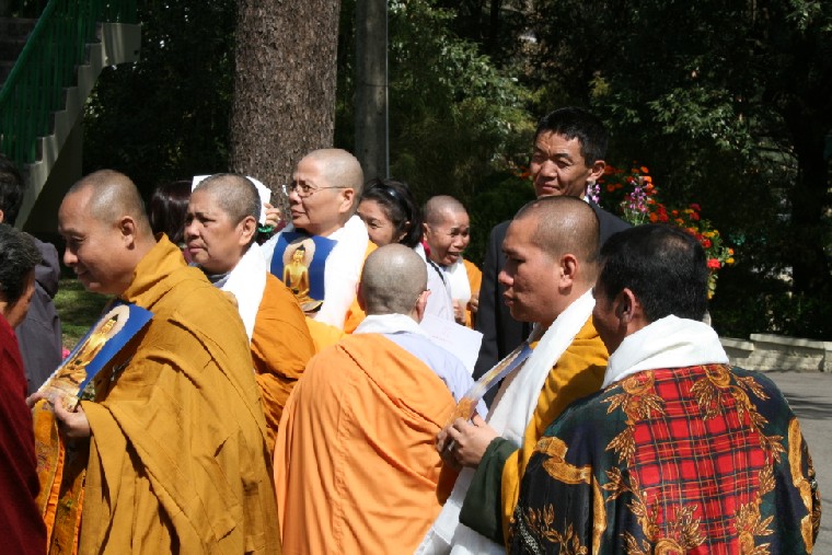 Bài pháp tuyệt vời của Đức Đạt Lai Lạt Ma dành cho Phật tử Việt Nam trên đỉnh Dharamsala