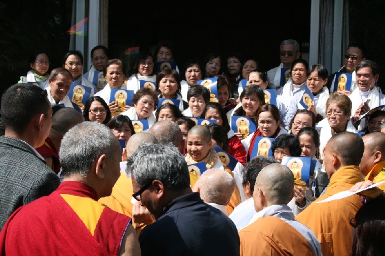 Bài pháp tuyệt vời của Đức Đạt Lai Lạt Ma dành cho Phật tử Việt Nam trên đỉnh Dharamsala