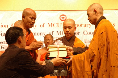 Thái Lan: Pháp môn Làng Mai sẽ được giảng dạy tại trường đại học Phật giáo Quốc tế Thái Lan