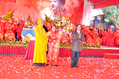Lạng Sơn: Đạo tràng chùa Thành tổ chức Đại lễ Chúc thọ cho các Phật tử năm Tân Mão