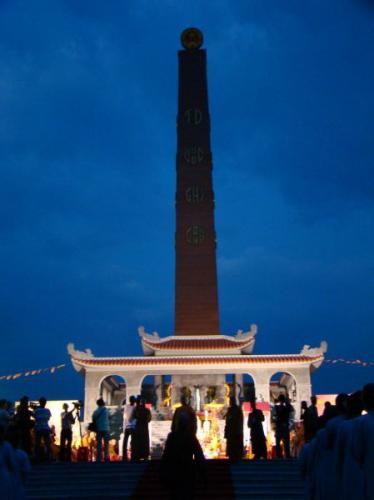 5000 ngọn nến ân tình