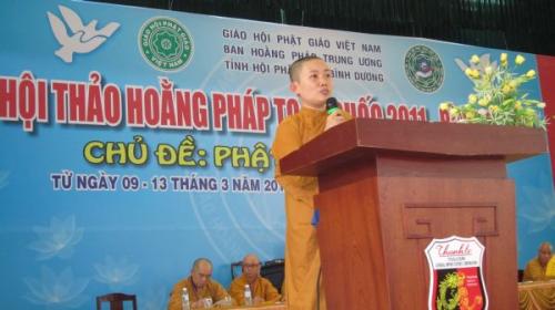 Hội thảo với những bài tham luận
