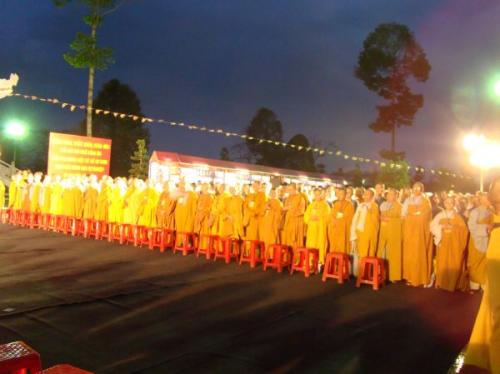 5000 ngọn nến ân tình