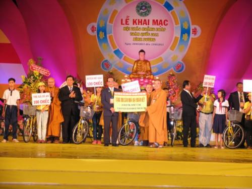 Chùm ảnh khai mạc Hội thảo Hoằng pháp toàn quốc năm 2011