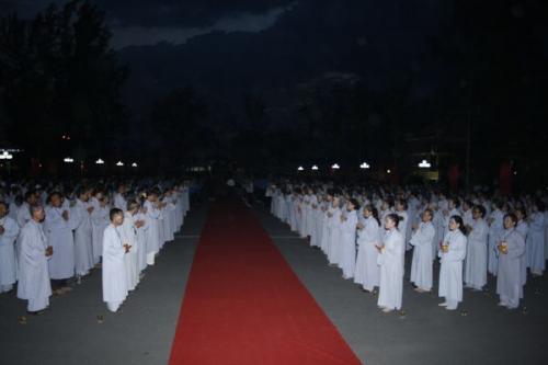 5000 ngọn nến ân tình