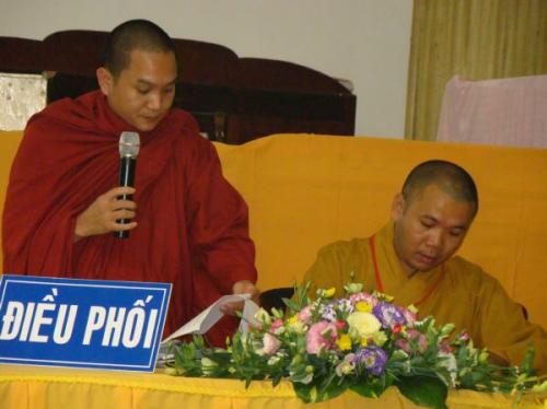 Những thảo luận sôi nổi tại Hội thảo Hoằng pháp 2011