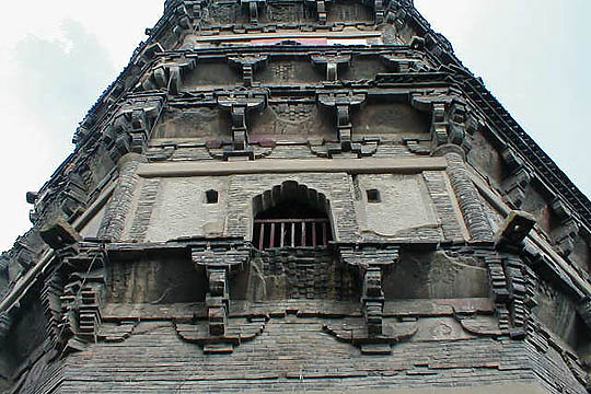 Tòa tháp Huqiu – Trung Quốc