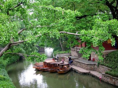 Tòa tháp Huqiu – Trung Quốc