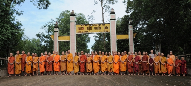 Phật giáo Nam Tông vào mùa an cư