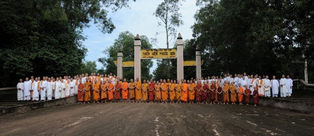 Phật giáo Nam Tông vào mùa an cư