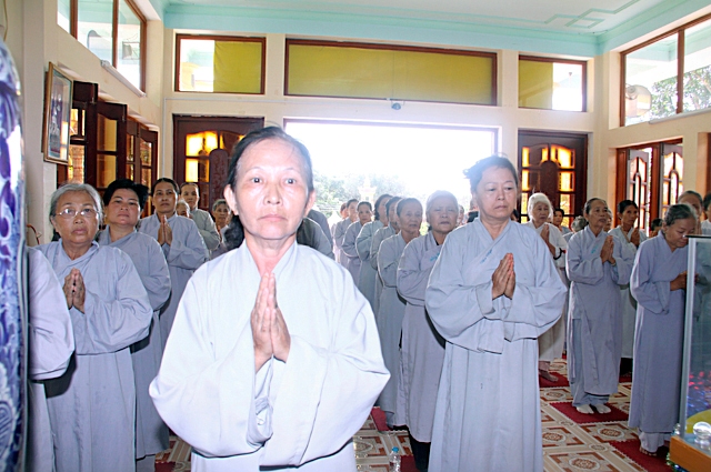 Bình Định: Tịnh Xá Ngọc Sơn Khóa Tu Một Ngày An Lạc và Chiêm Bái Xá Lợi