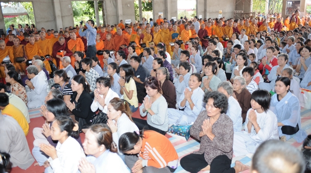 Công bố kỷ lục: Tượng đức Phật Thích Ca trong chánh điện lớn nhất Việt Nam