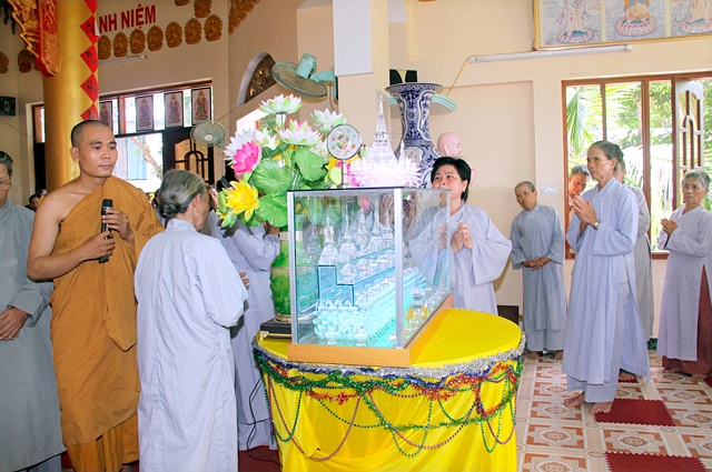 Bình Định: Tịnh Xá Ngọc Sơn Khóa Tu Một Ngày An Lạc và Chiêm Bái Xá Lợi