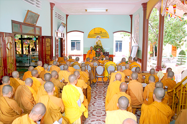 Tịnh Nghiệp Đạo Tràng An Cư Kiết Hạ Tịnh Xá Ngọc Trung Thị Xã An Khê cung nghinh Hòa Thượng Giác Toàn quang lâm Trường Hạ