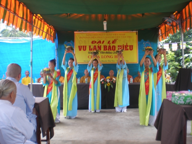 Đại lễ Vu Lan Báo Hiếu 2011 chùa Long Hòa - Tân Trụ