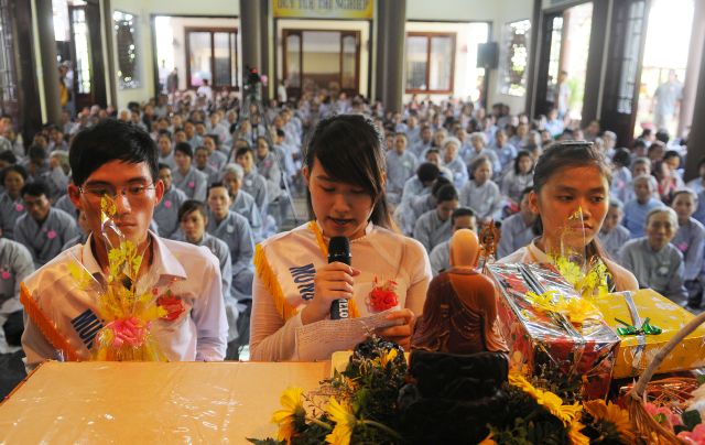 Chùm ảnh : Hơn 1000 Phật tử dự Đại lễ Vu Lan tại chùa Hương Sơn - Đà Nẵng