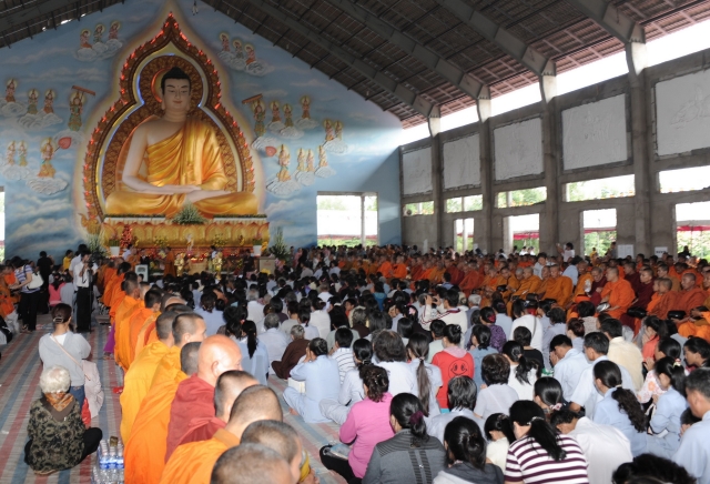 Công bố kỷ lục: Tượng đức Phật Thích Ca trong chánh điện lớn nhất Việt Nam