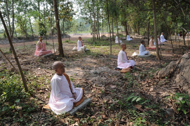 Phật giáo Nam Tông vào mùa an cư