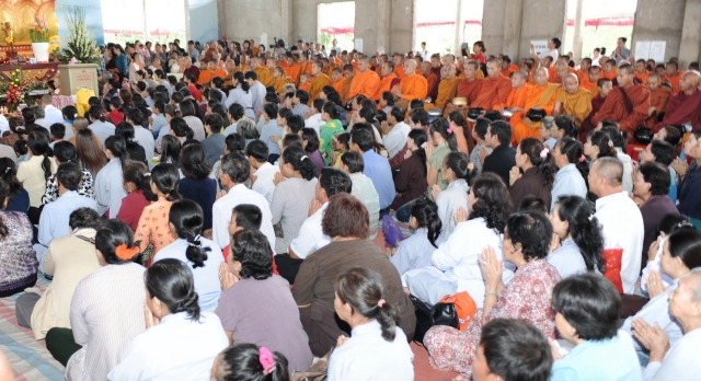 Công bố kỷ lục: Tượng đức Phật Thích Ca trong chánh điện lớn nhất Việt Nam