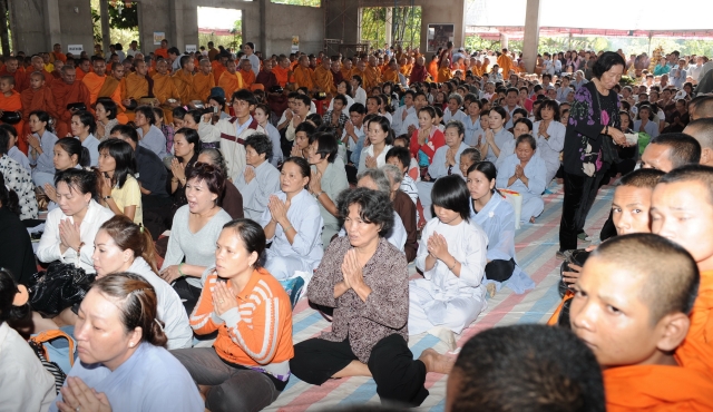 Công bố kỷ lục: Tượng đức Phật Thích Ca trong chánh điện lớn nhất Việt Nam