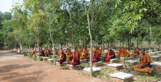 Phật giáo Nam Tông vào mùa an cư