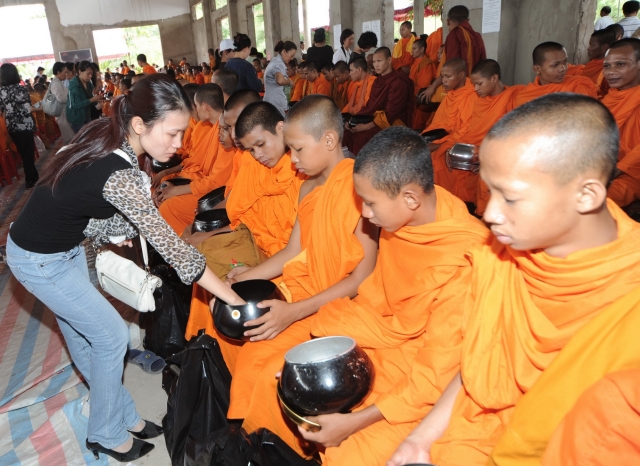 Công bố kỷ lục: Tượng đức Phật Thích Ca trong chánh điện lớn nhất Việt Nam
