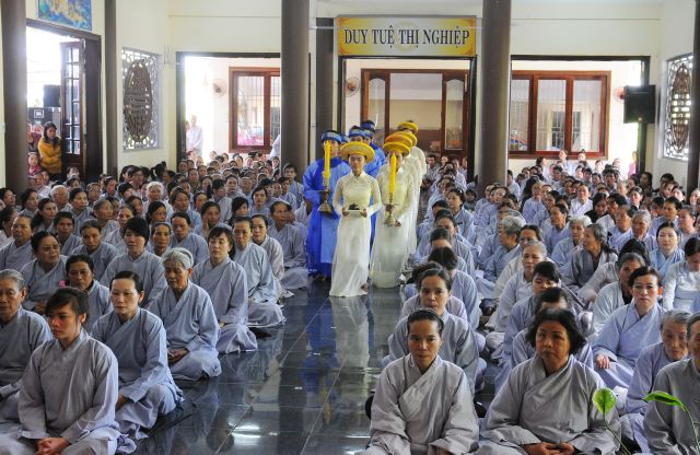 Chùm ảnh : Hơn 1000 Phật tử dự Đại lễ Vu Lan tại chùa Hương Sơn - Đà Nẵng